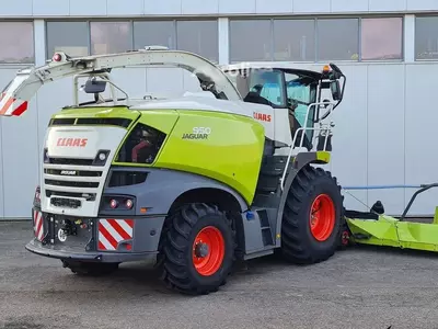 Кормоуборочный комбайн Claas Jaguar 950 NIR sensor
