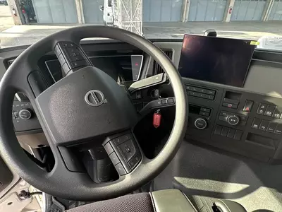 Volvo FM 380 strelkali avtoko‘targichlar