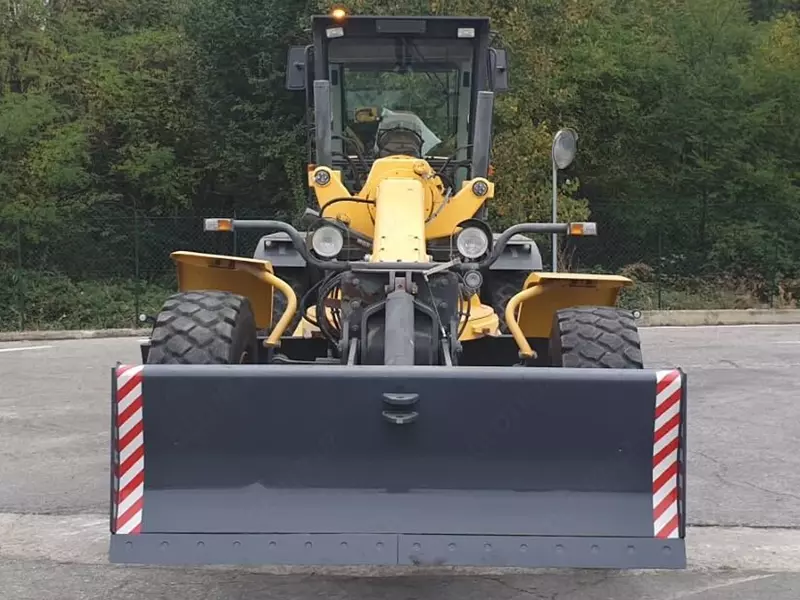 Грейдеры New Holland F.156.6/A