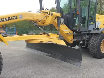 Грейдеры New Holland F.156.6/A