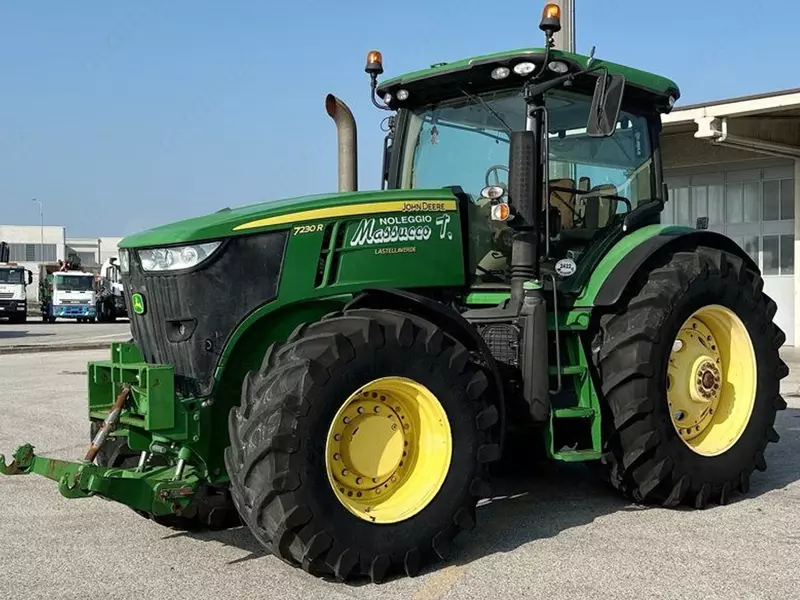 Тракторы John Deere 7230R