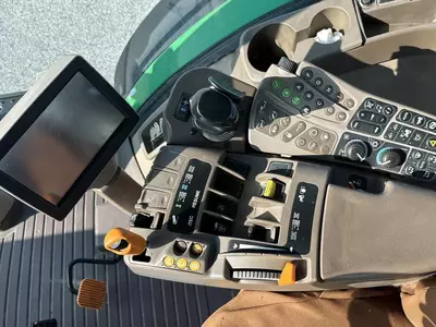Тракторы John Deere 7230R