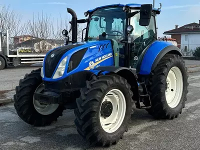 Колесный трактор New Holland T5.120 4x4