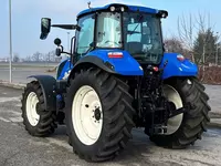  Колесный трактор New Holland T5.120 4x4 - 