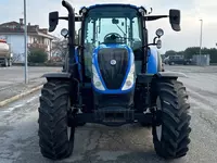   Колесный трактор New Holland T5.120 4x4