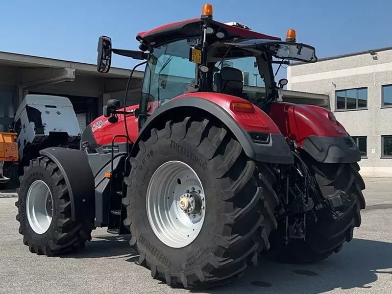 Трактор колесный Case IH 270 CVX Optum