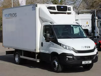  Морозильная фургон Iveco Daily 70 70-180 CP 500 с рулонными дверями FRC28 Chakana savdo