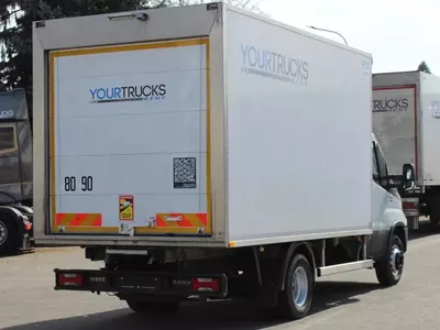  Морозильная фургон Iveco Daily 70 70-180 CP 500 с рулонными дверями FRC28 Fresh online©️