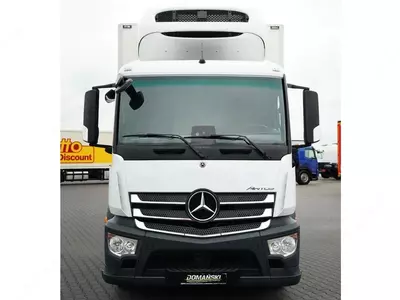   Грузовые автомобил Mercedes-Benz Antos 1932