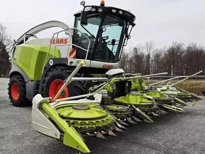 Кормоуборочный комбайн Claas Jaguar 960