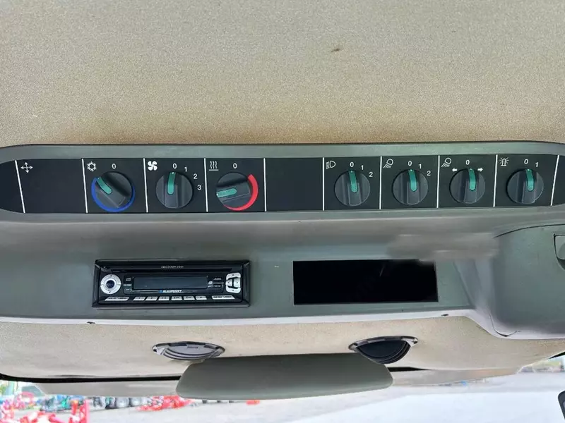 Кормоуборочный комбайн Claas Jaguar 870