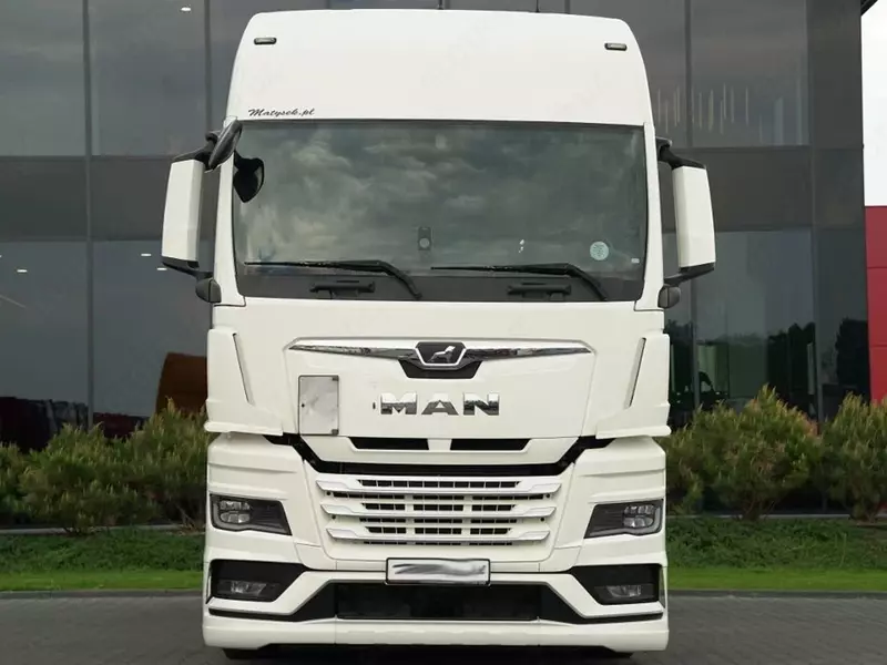 Тягач MAN TGX 18.470