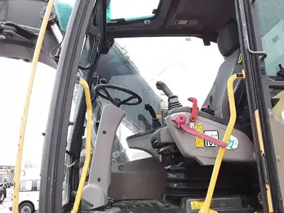 Колесный экскаватор Volvo EW 140