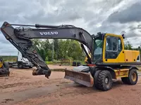 Volvo EW 180 B g‘ildirakli ekskavatori