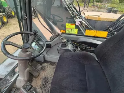 Колесные экскаватор Volvo EW 180 B