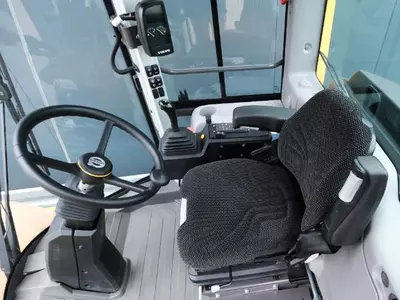 Вальцовый каток Volvo SD75B