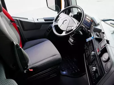 Тягач Renault T HIGH 480