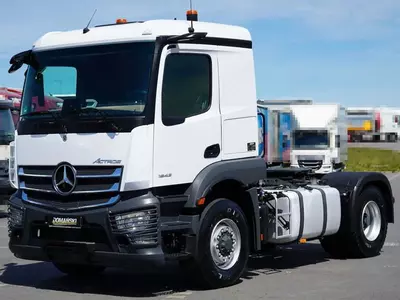 Тягач Mercedes-Benz Actros 1843 ACC