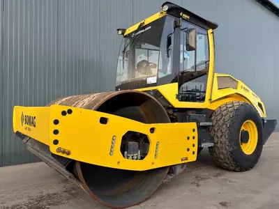 Каток Bomag BW213D-5