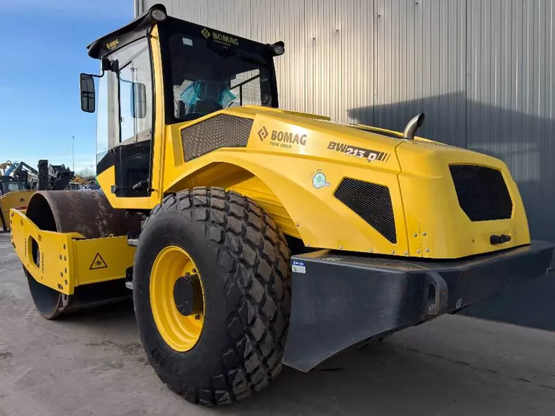  Каток Bomag BW213D-5 - 