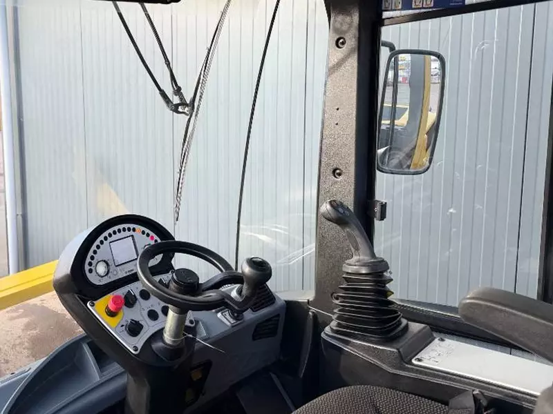  Fresh online©️ - Каток Bomag BW213D-5