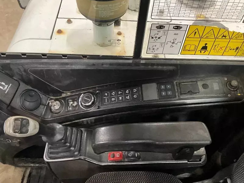  Bobcat E 57 W g‘ildirakli ekskavatori Ekskovatorlar