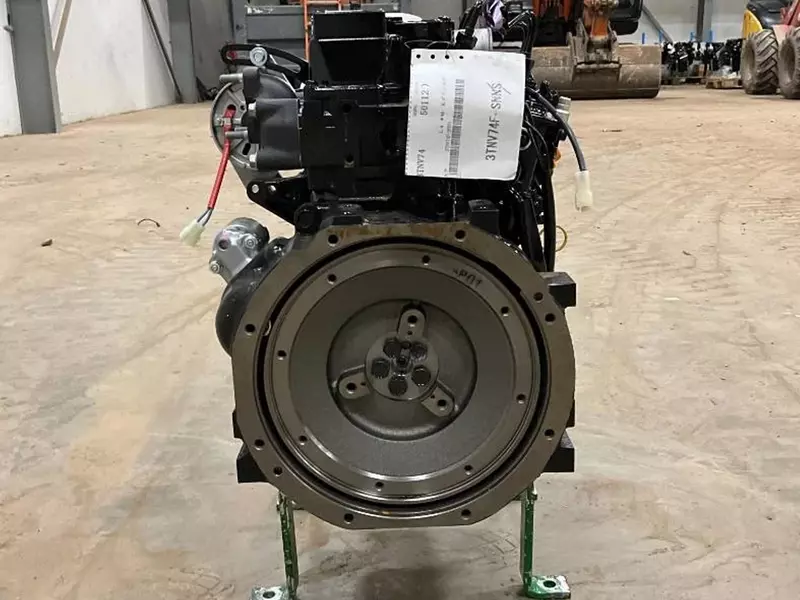  Yanmar 3TNV74F dvigateli Ishlatilmaydi - 