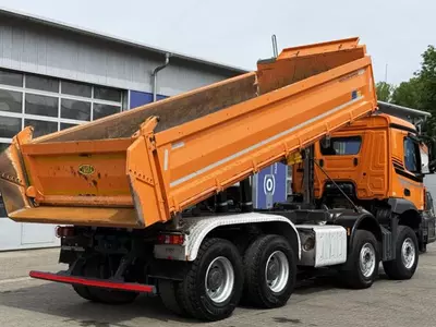  Самосвалы Mercedes-Benz Arocs 3246 8x4 Kipper Meiller Bordmatic Chakana savdo