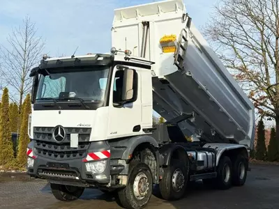 Mercedes-Benz Arocs 4145 8x8 samosval Meiller kuzovi bilan