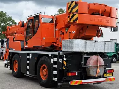 Мобильный кран Liebherr LTM 1040-2.1 4x4