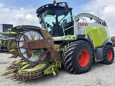 Claas Jaguar 950 yem-xashak yig‘ish kombayni