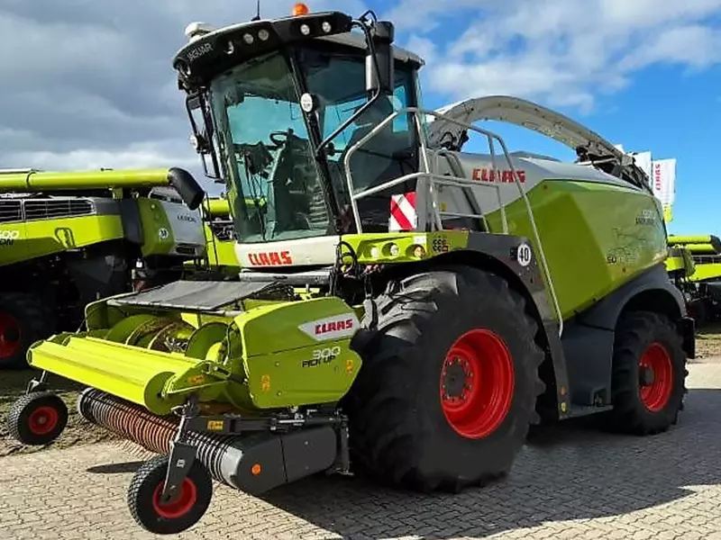 Кормоуборочный комбайн Claas JAGUAR 970 E5