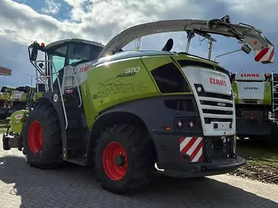   Кормоуборочный комбайн Claas JAGUAR 970 E5
