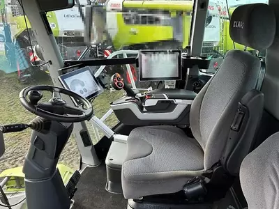 Кормоуборочный комбайн Claas JAGUAR 970 E5