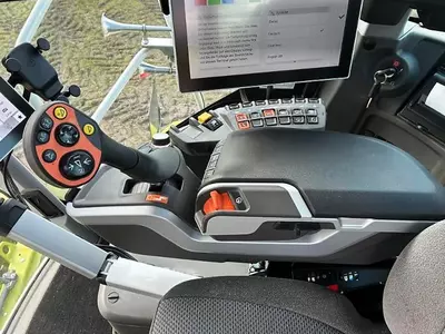 Кормоуборочный комбайн Claas JAGUAR 970 E5