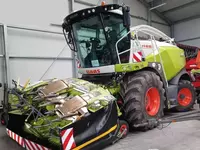 Кормоуборочный комбайн Claas jaguar 940