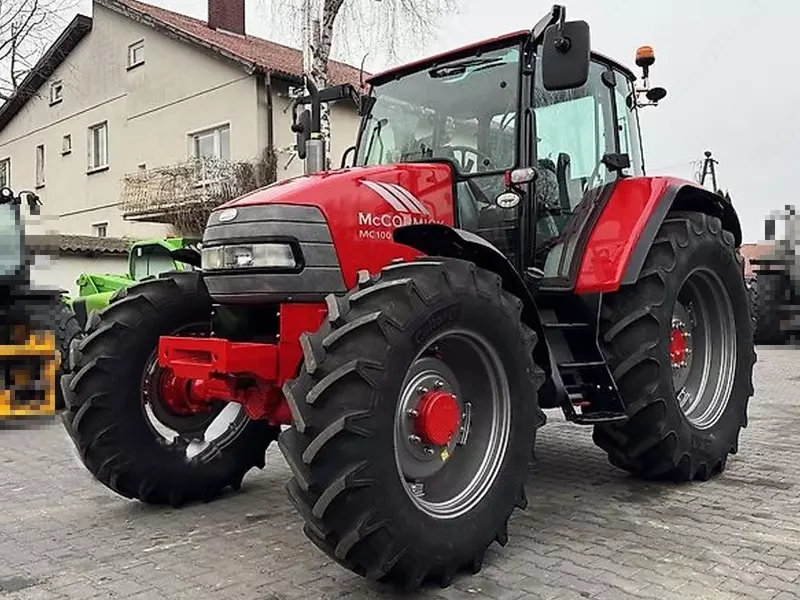 McCormick MC100 g‘ildirakli traktori