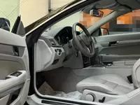  Кабриолеты Mercedes-Benz E-klasse 220 CDI Cabrio BlueEfficiency - Sport avtomobillari