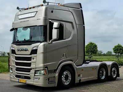 Тягач Scania R 530 V8 NGS 6x2