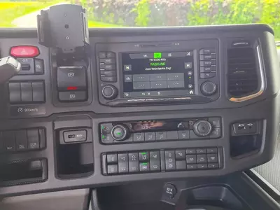 Тягач Scania R 530 V8 NGS 6x2
