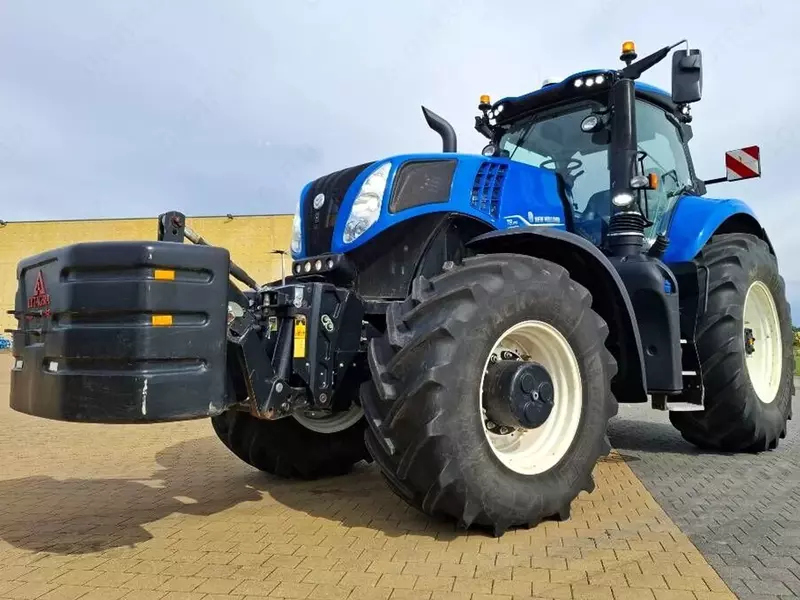 Трактор колесный New Holland T8.410