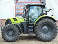 Трактор колесный Claas Arion 660 CMATIC Night Edition