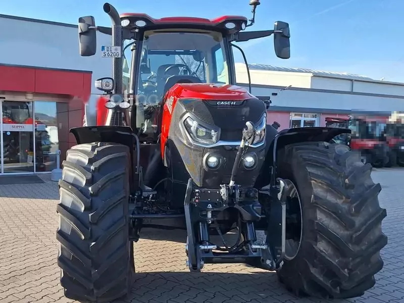   Трактор колесный Case IH PUMA 185 CVX AFS Connect