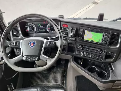Шасси грузовика Scania R650