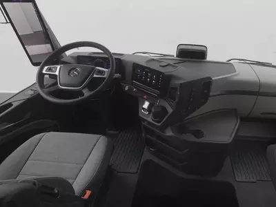 Тягач Mercedes Actros L 1853