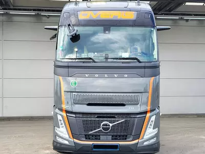   Тягач Volvo FH Aero 500