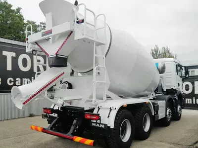 Автобетоносмеситель MAN TGS 35.440 8X4 с объемом барабана 10 м³
