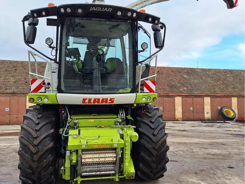   Кормоуборочный комбайн CLAAS Jaguar 970