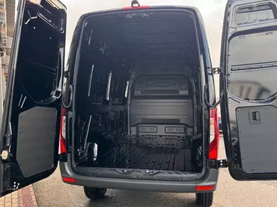 Mercedes-Benz Sprinter 419 CDI 3665 furgoni