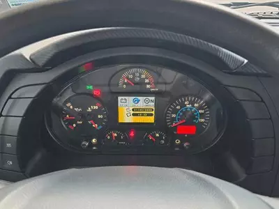 Astra HD9 Iveco 84.50-80 8x4 samosval mexanik uzatmalar qutisi bilan